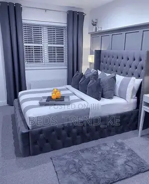 5 by 6 Sturdy Modern Chester Bed With Side Drawers