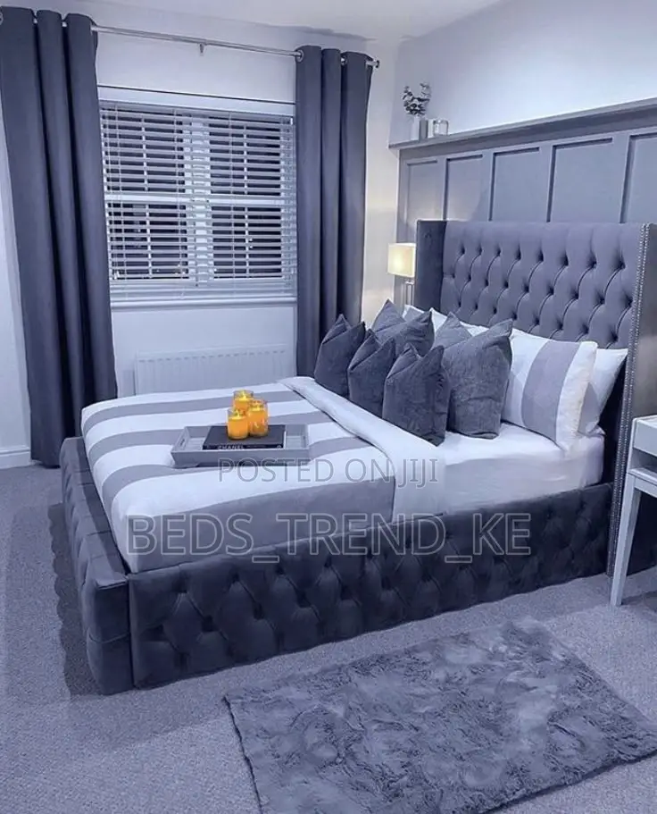 5 by 6 Sturdy Modern Chester Bed With Side Drawers
