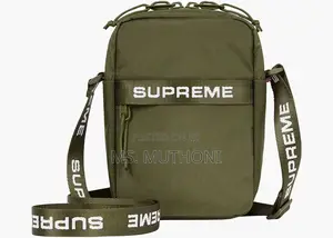 Supreme Shoulder Bag*