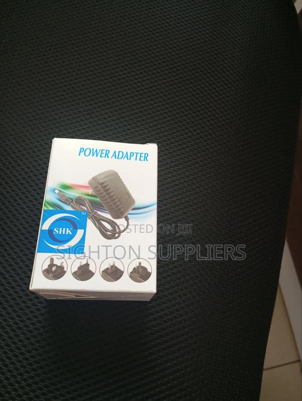 12 v by 2a Adapter - main view