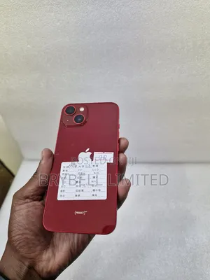 Apple iPhone 13 128 GB Red