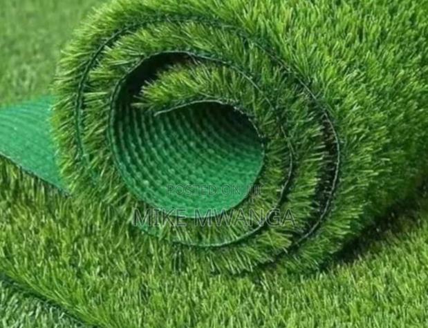 Artificial N Grass - main view