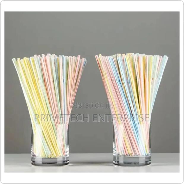 100pcs Disposable Straws - main view