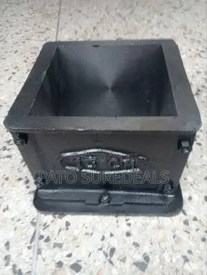 High Quality Cast Iron Cube Moulds
