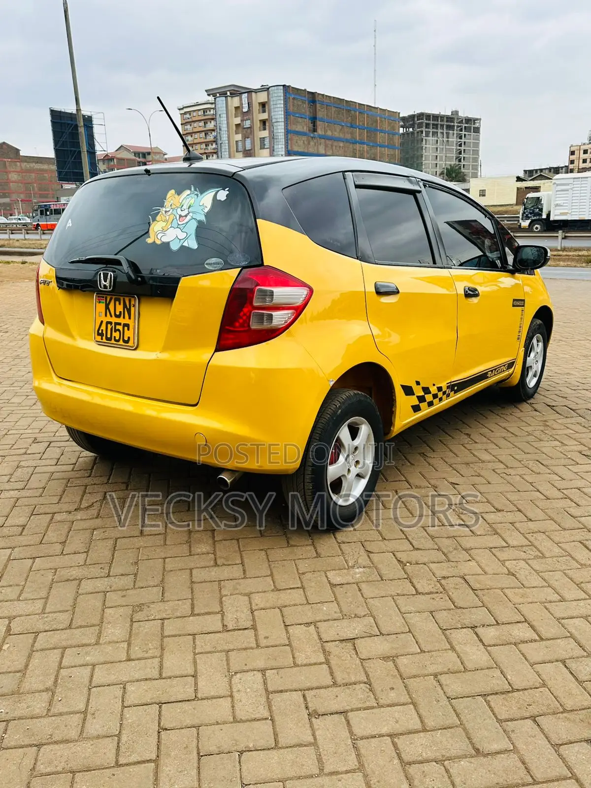 Honda Fit 2010 Yellow