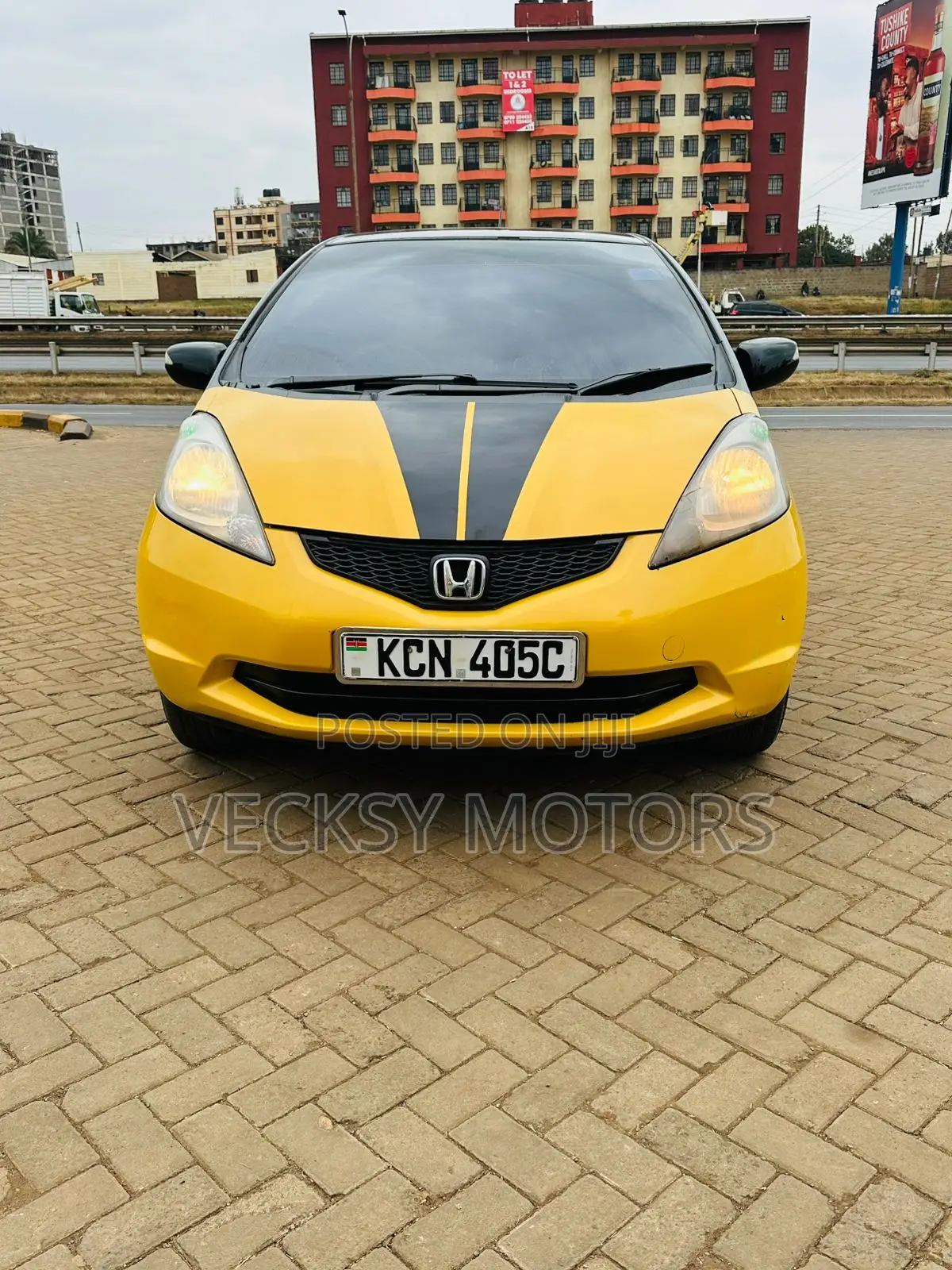 Honda Fit 2010 Yellow