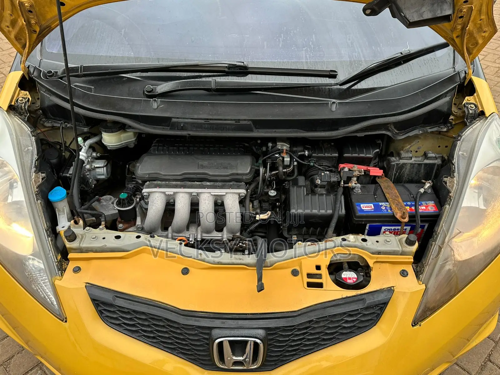 Honda Fit 2010 Yellow
