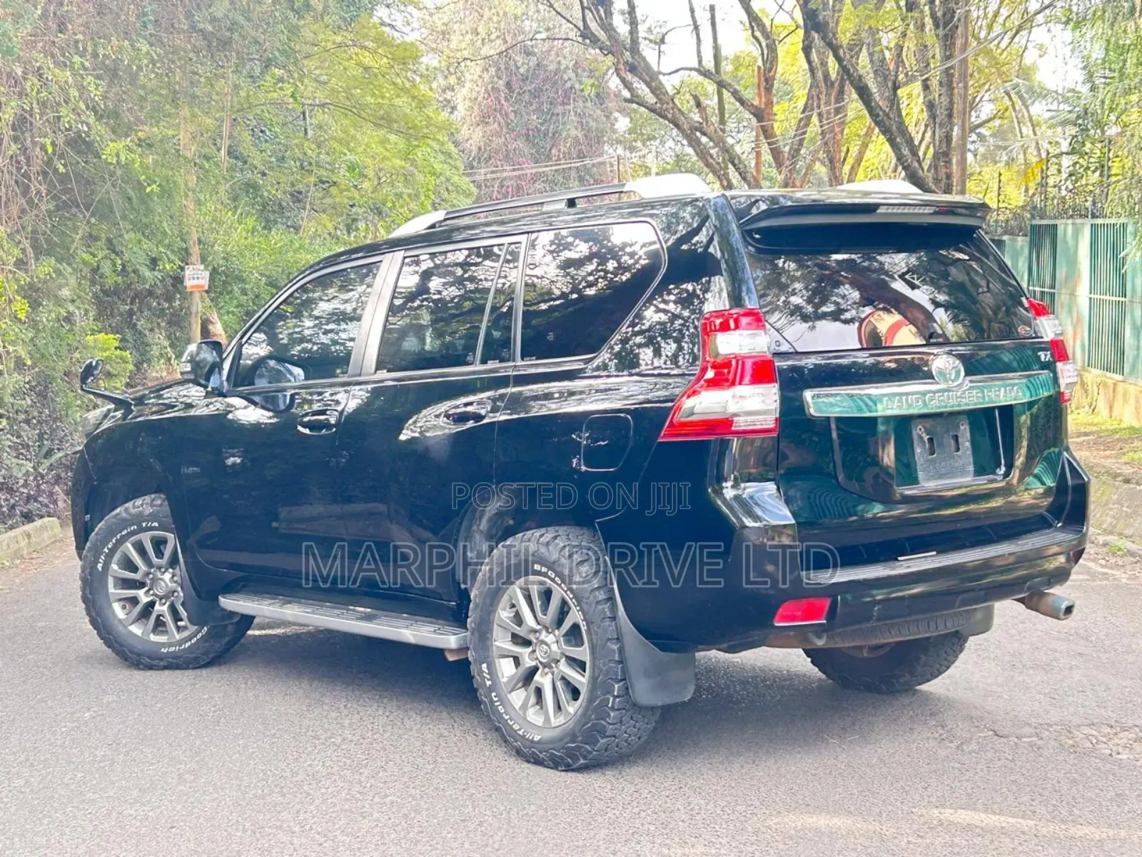 Toyota Land Cruiser Prado 2.7 2017 Black