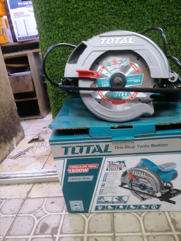 Highly Available 1600w Total Circular Saw