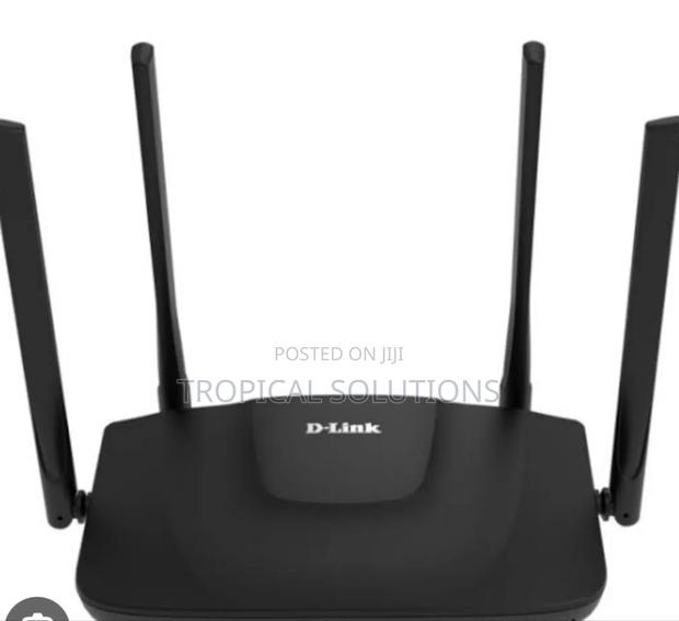 D-Link Ac1200 Dual Band Gigabit Wi-Fi 5 Router - thumbnail 2