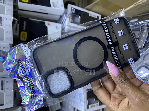 Hython iPhone 15/14 Plus Translucent Matte Magsafe Case - thumbnail 2