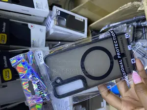 Raleavo Samsung Galaxy S22 Translucent Matte Magsafe Case
