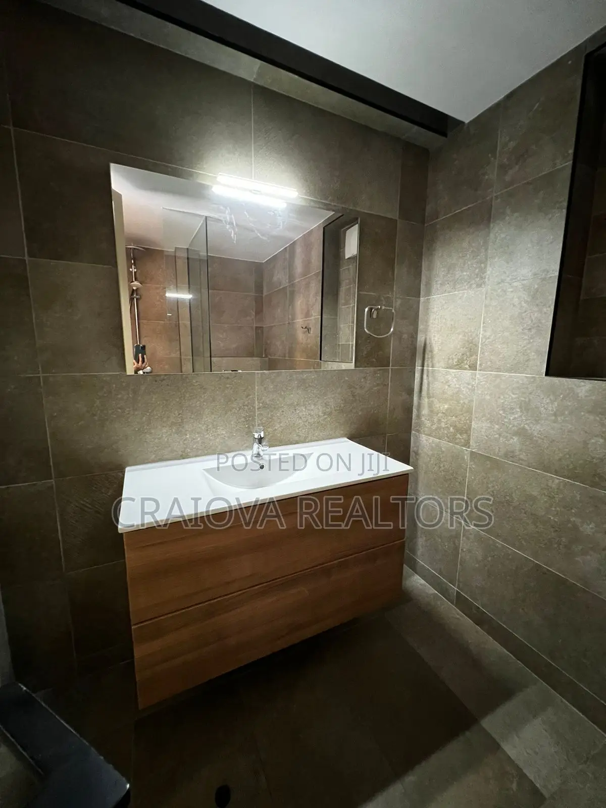 3bdrm Apartment in Kilimani for rent