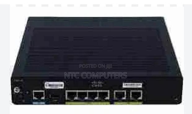 Cisco 921 Gigabit Ethernet Security Router (Includes Switc