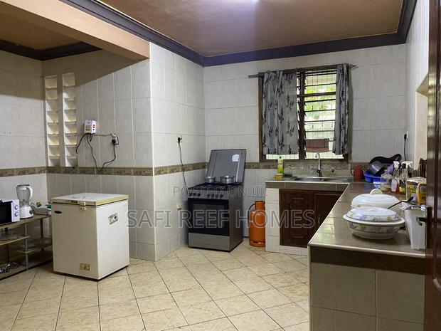 4bdrm Maisonette in Nyali for rent - thumbnail 11