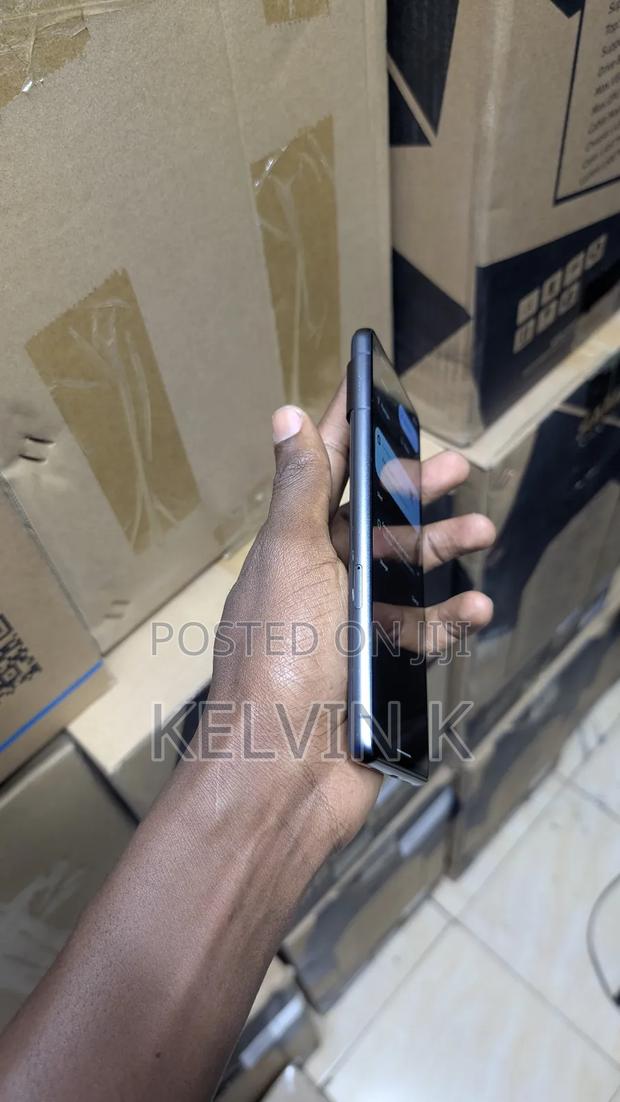 Google Pixel 7 128 GB Black - thumbnail 6