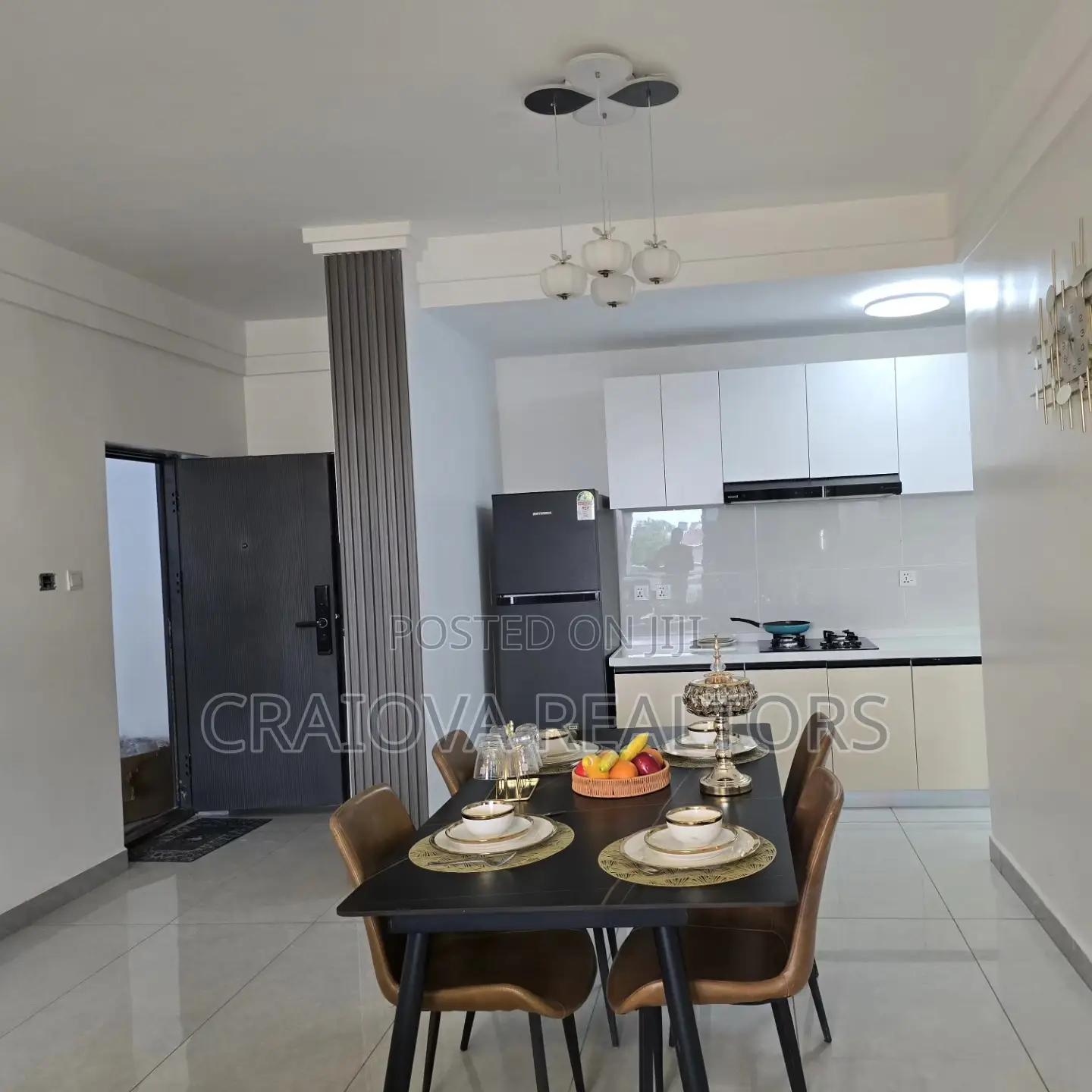 2bdrm Apartment in Gateway Mall Area for sale