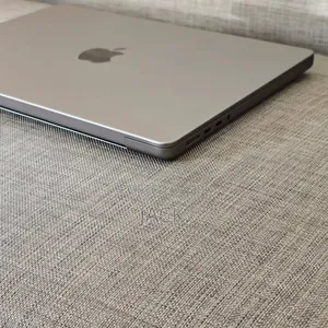 Laptop Apple MacBook Pro 2021 M1 16GB Apple M1 Pro SSD 1T