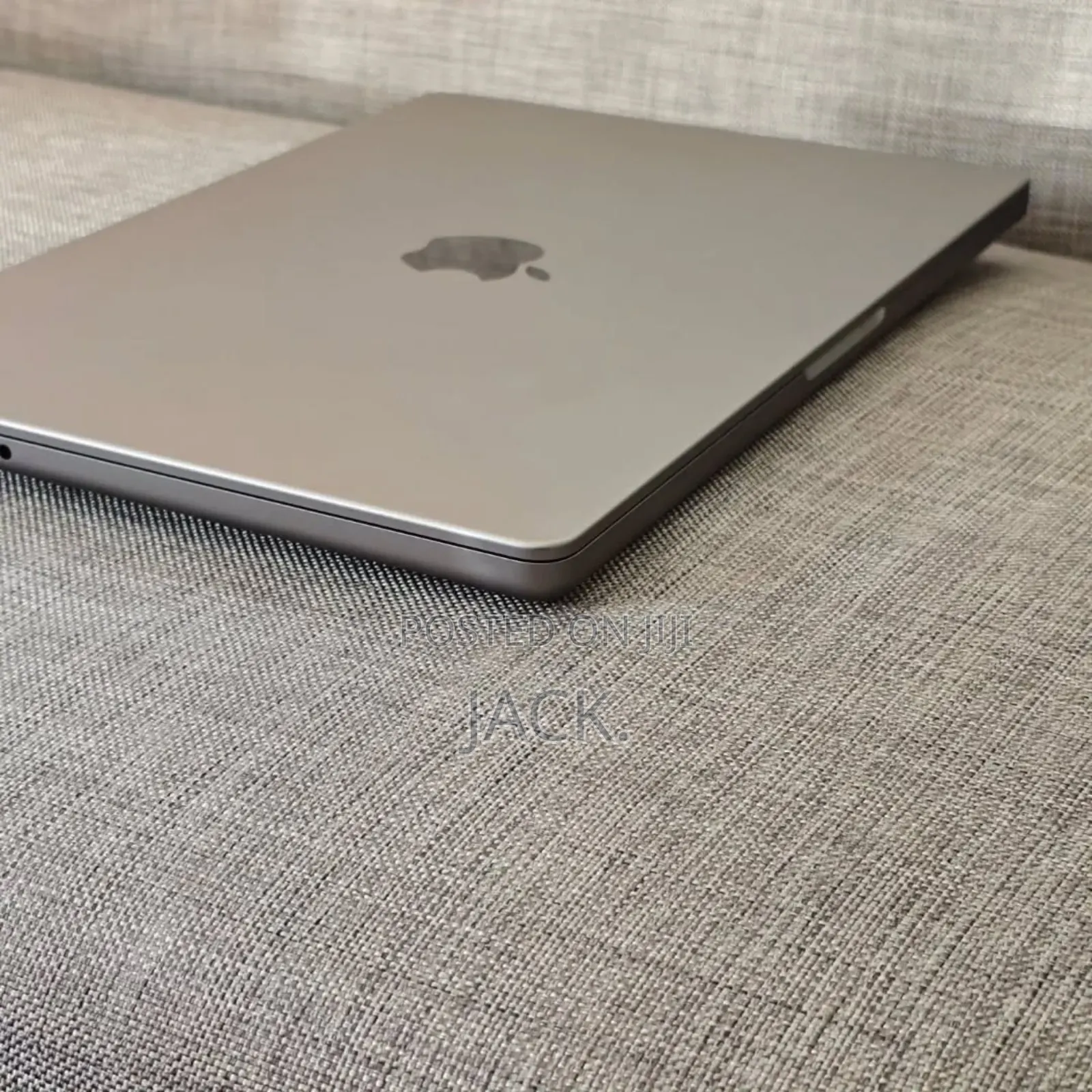Laptop Apple MacBook Pro 2021 M1 16GB Apple M1 Pro SSD 1T