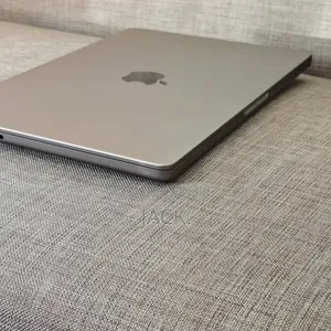 Laptop Apple MacBook Pro 2021 M1 16GB Apple M1 Pro SSD 1T