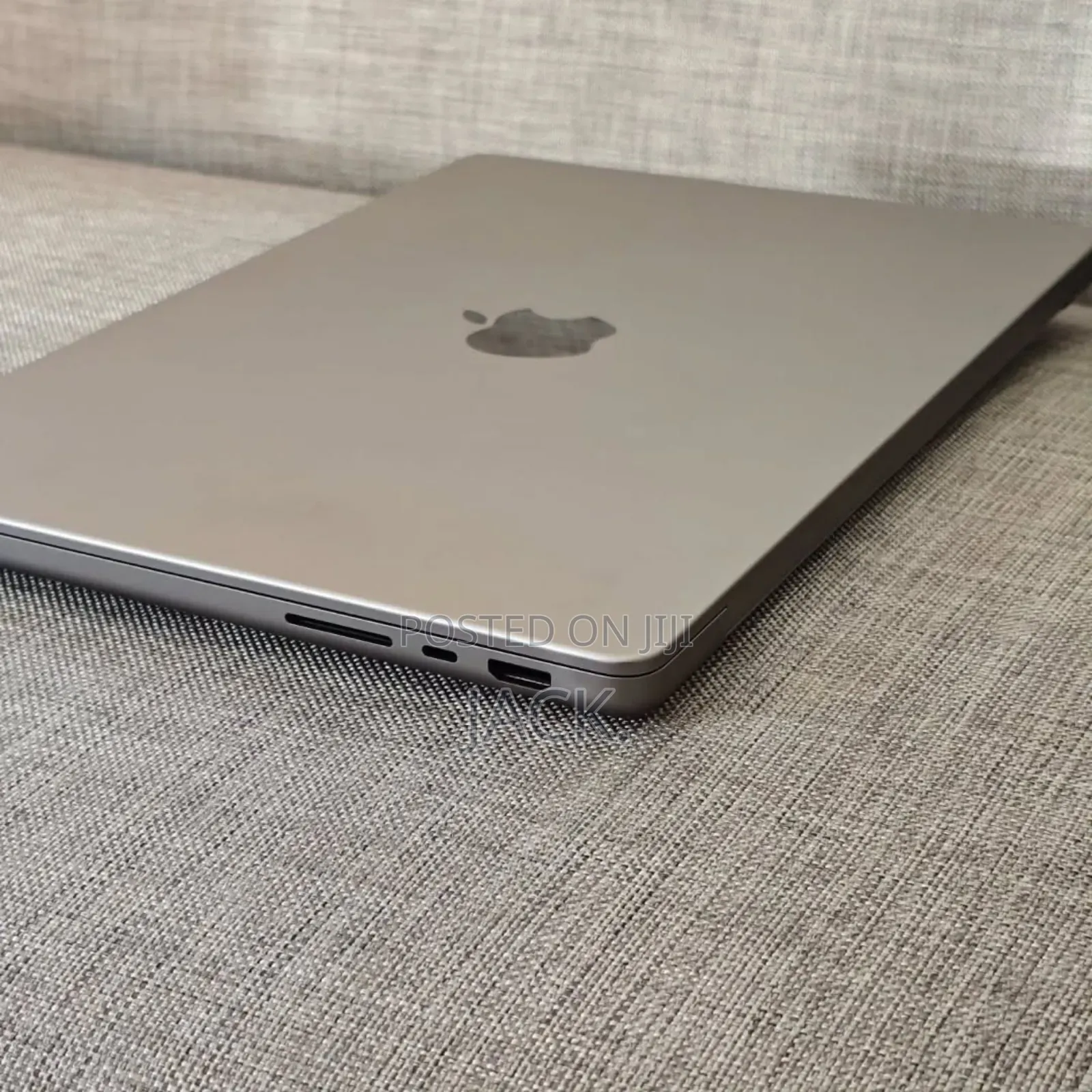 Laptop Apple MacBook Pro 2021 M1 16GB Apple M1 Pro SSD 1T