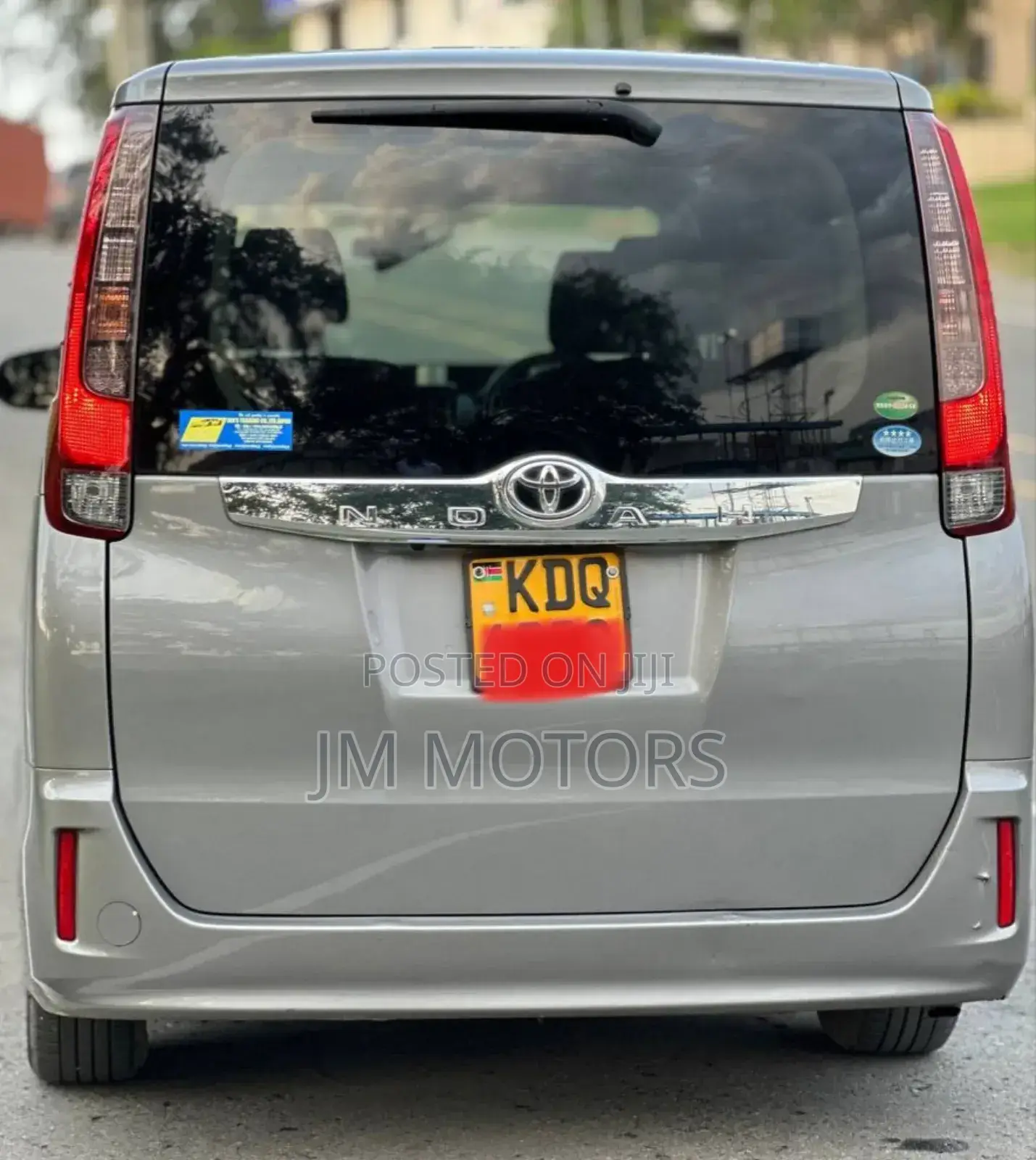 Toyota Noah 2016 Gray