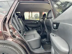 Nissan X-Trail 2017 Brown