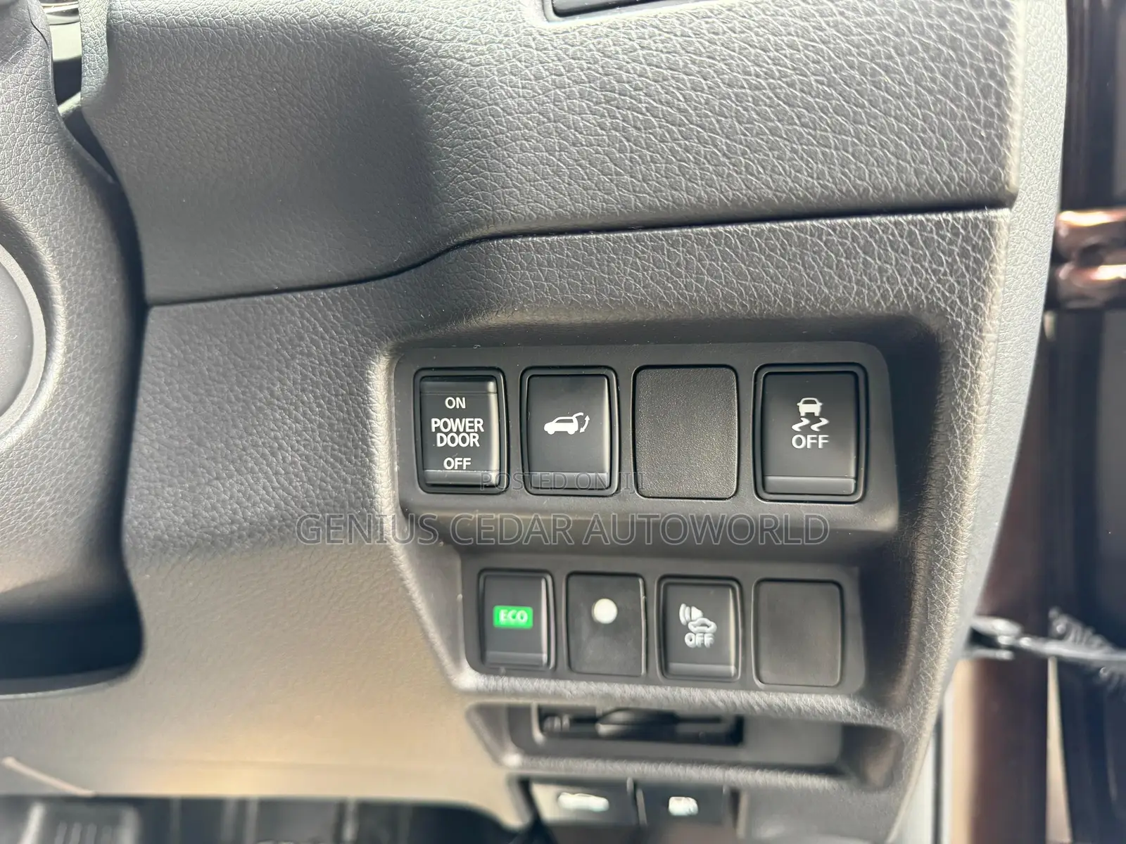 Nissan X-Trail 2017 Brown