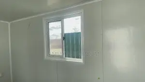 Aluminium And Glass Container Fabrication