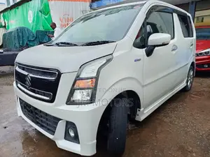 Suzuki Wagon R 2019 White