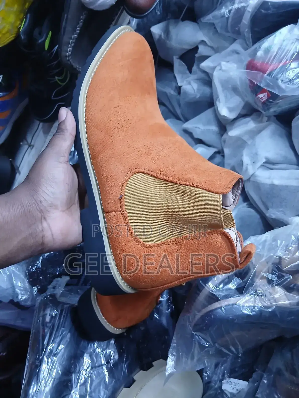 Light Brown Men Suede Chelsea Boots, Size 40-44