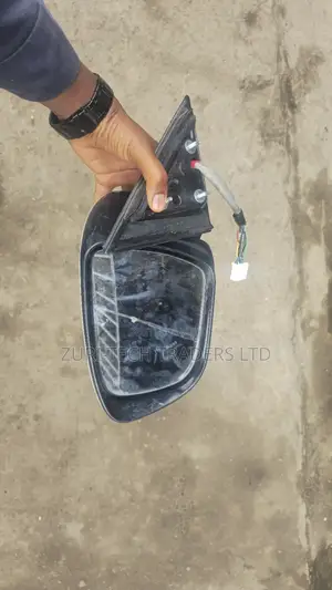 Nissan Xtrail  T32 Sidemirror