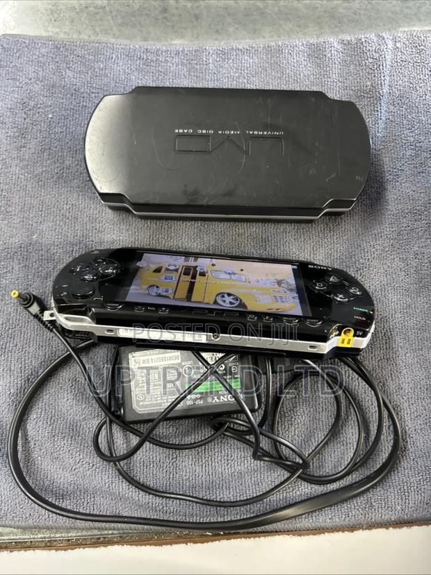 PSP/ Black PSP Chipped With 10 Plus Games - main view