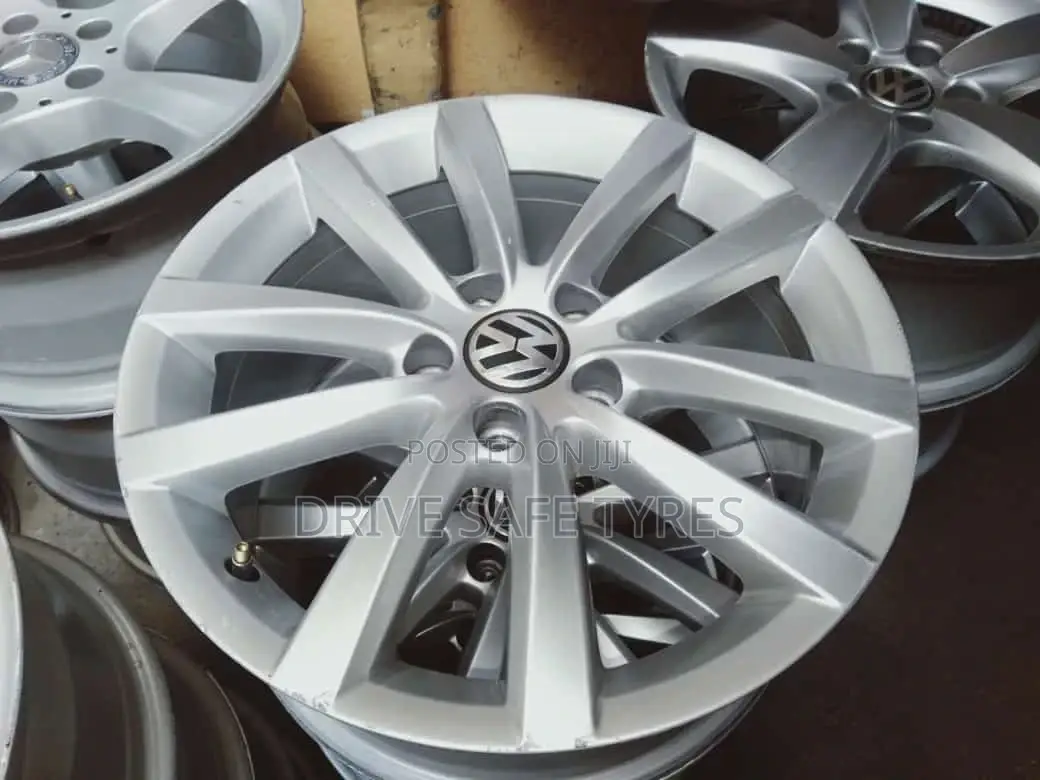 VW Passat Original Rim Size 16 Set