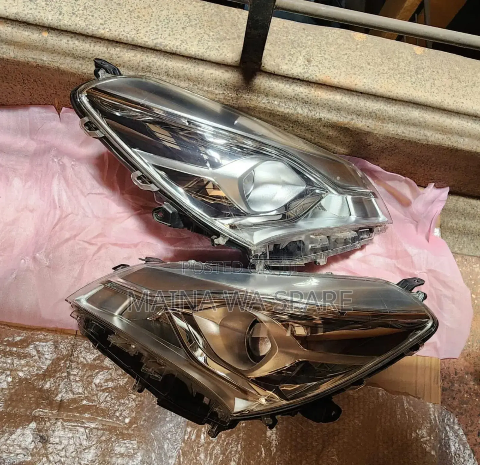 Vitz No 303 New Model Headlights