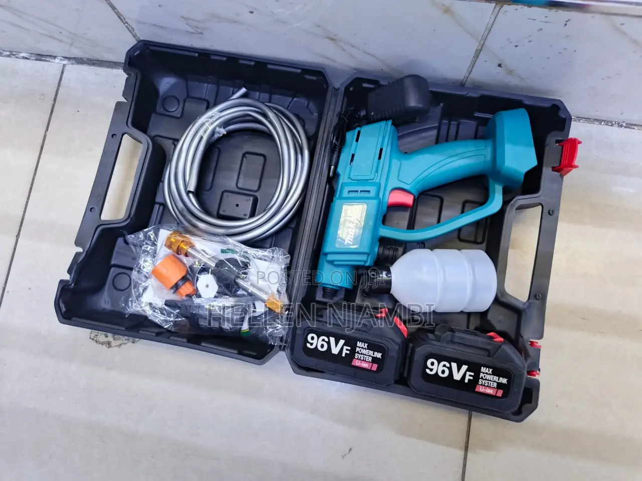 118v Makita Cordless Car Washer Gun
