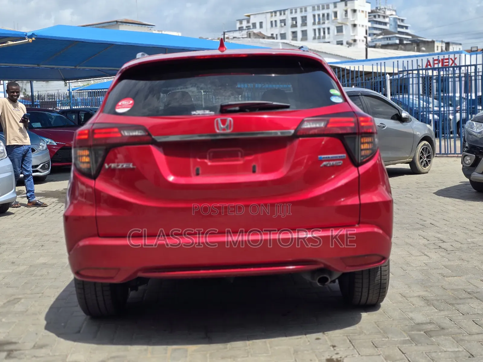 Honda Vezel 1.5 Hybrid 4WD 2019 Red