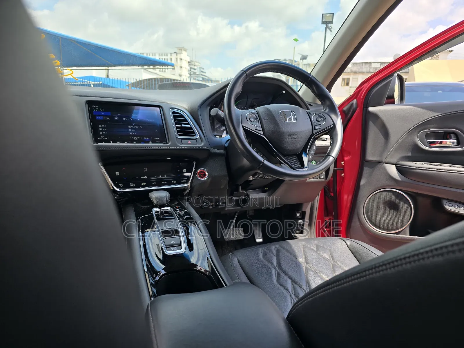 Honda Vezel 1.5 Hybrid 4WD 2019 Red