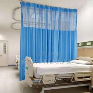 Sliding Hospital Drapery Curtains With a Mesh Top - thumbnail 2