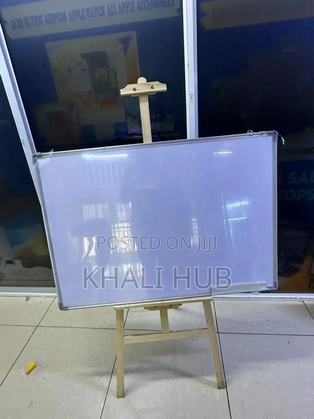 Whiteboard Whiteboard 1m by 0.7m