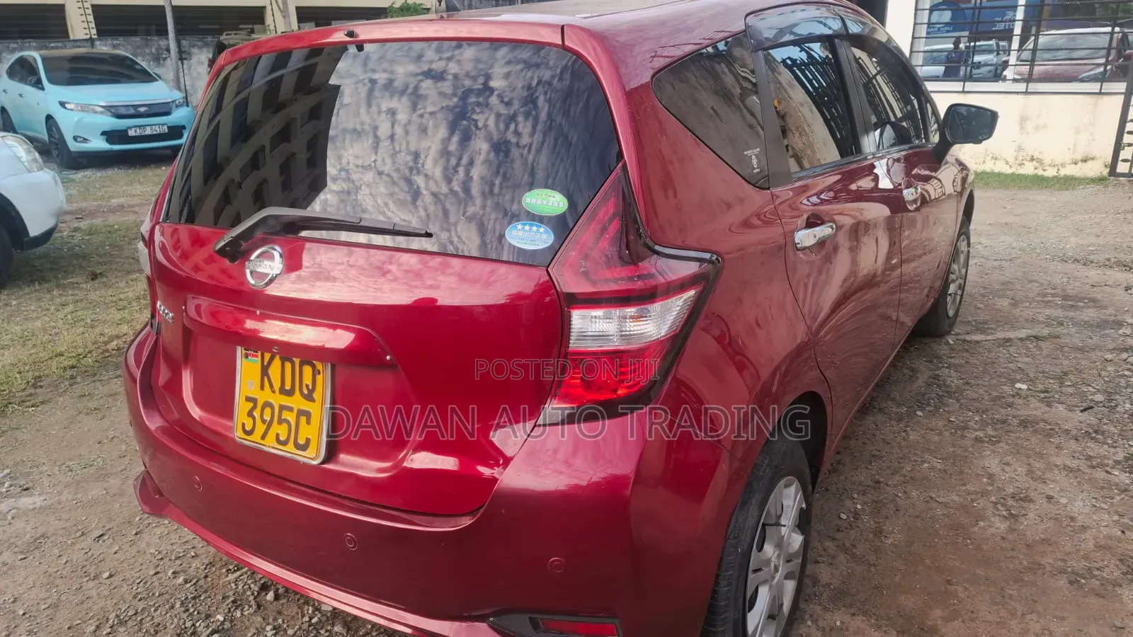 Nissan Note 2017 Red
