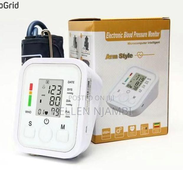 Digital Blood Pressure Monitor- Pulse Rate,Heartbeat Meter