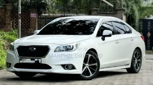 Subaru Legacy 2.5i Premium AWD 2018 White