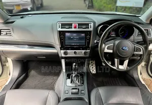 Subaru Legacy 2.5i Premium AWD 2018 White