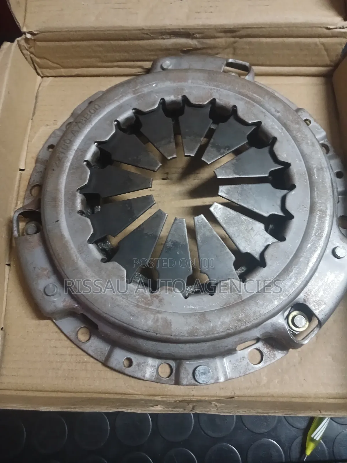R06a Engine (650cc) Clutch Pressure Plate