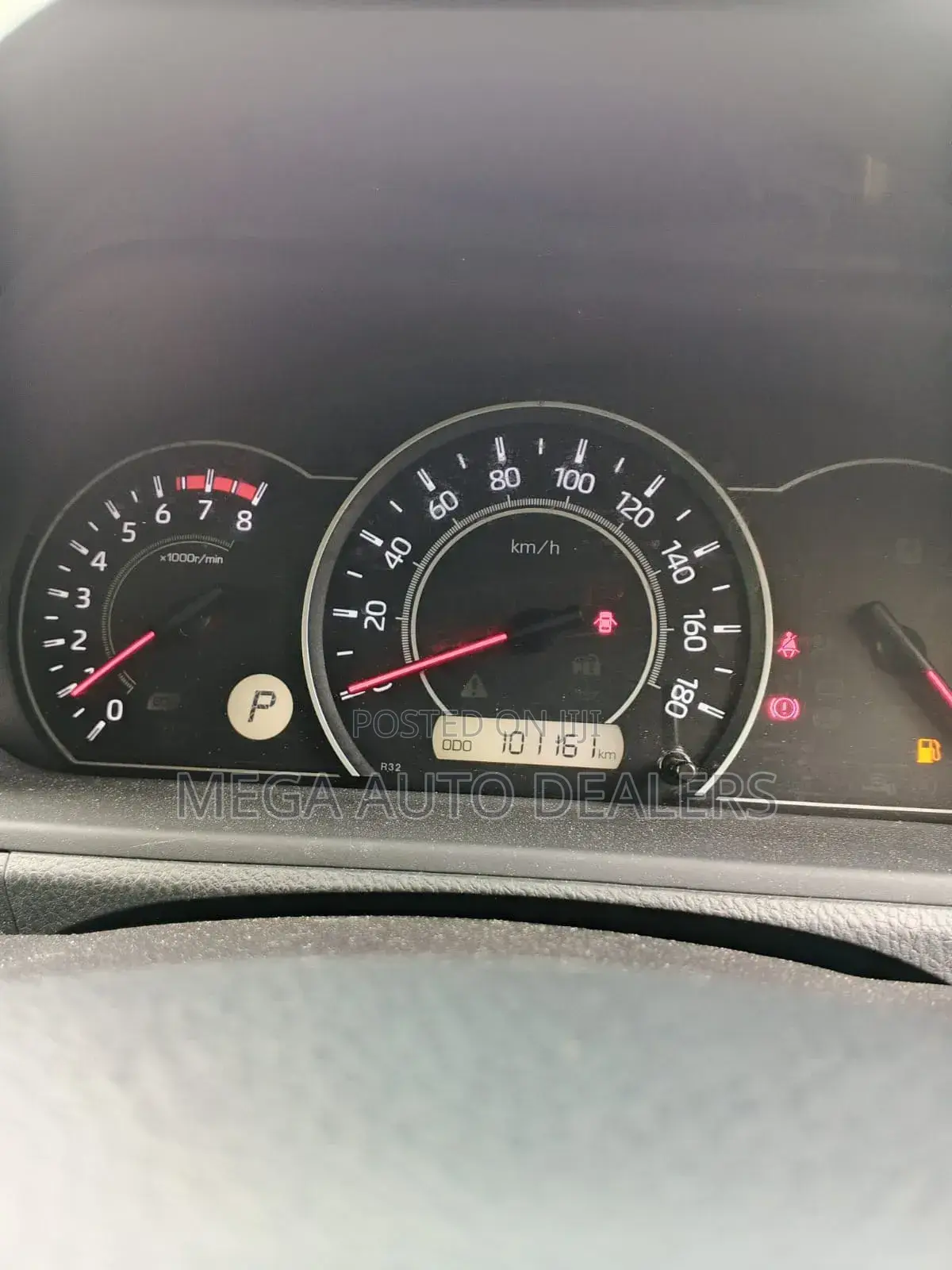 Toyota Noah 2019 Silver