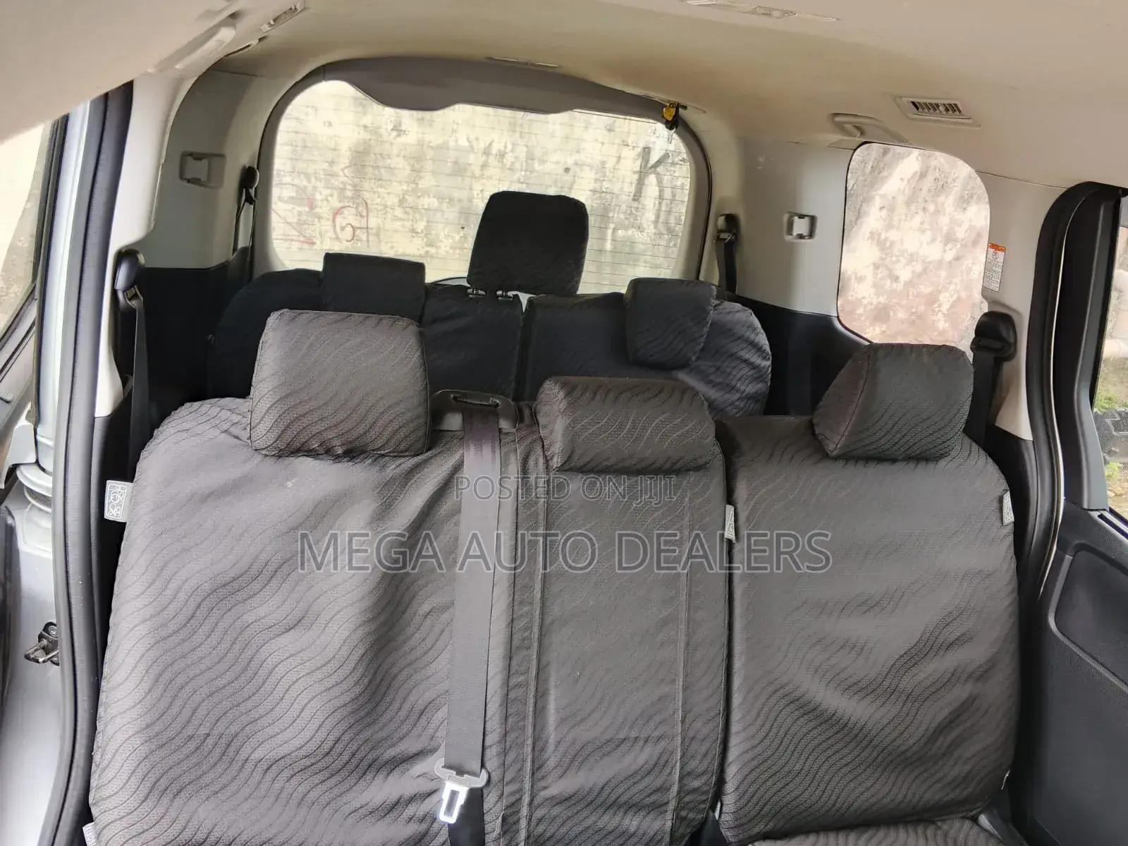 Toyota Noah 2019 Silver