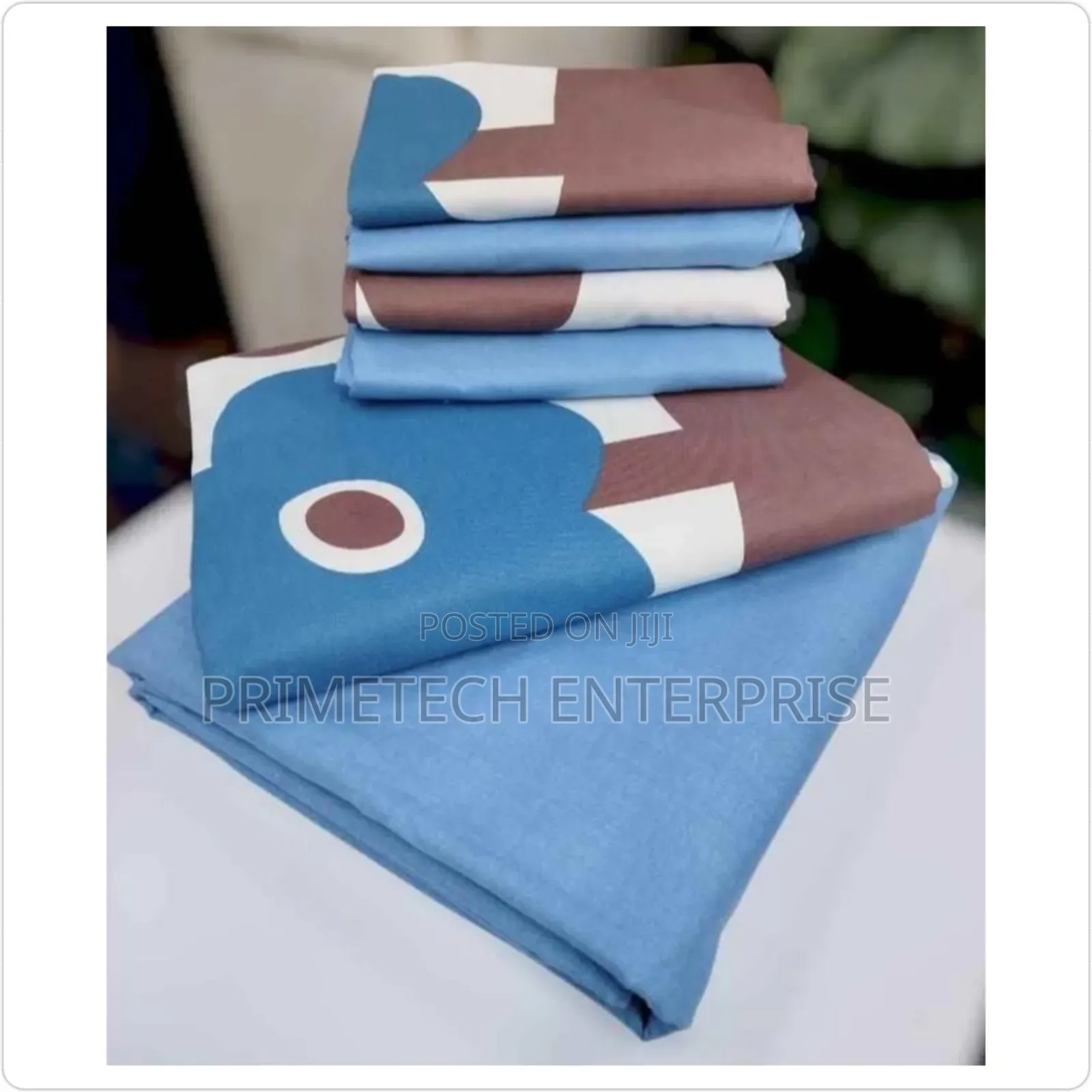 6pcs (4pillow Cases and 2 Bedsheets) Set
