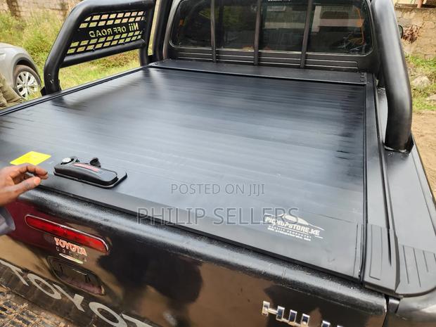Lockable Double Cab Rectangular Roller Shutter Boot Cover. - thumbnail 2
