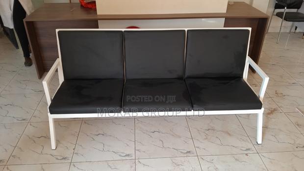 Waiting Bay Bench - thumbnail 6